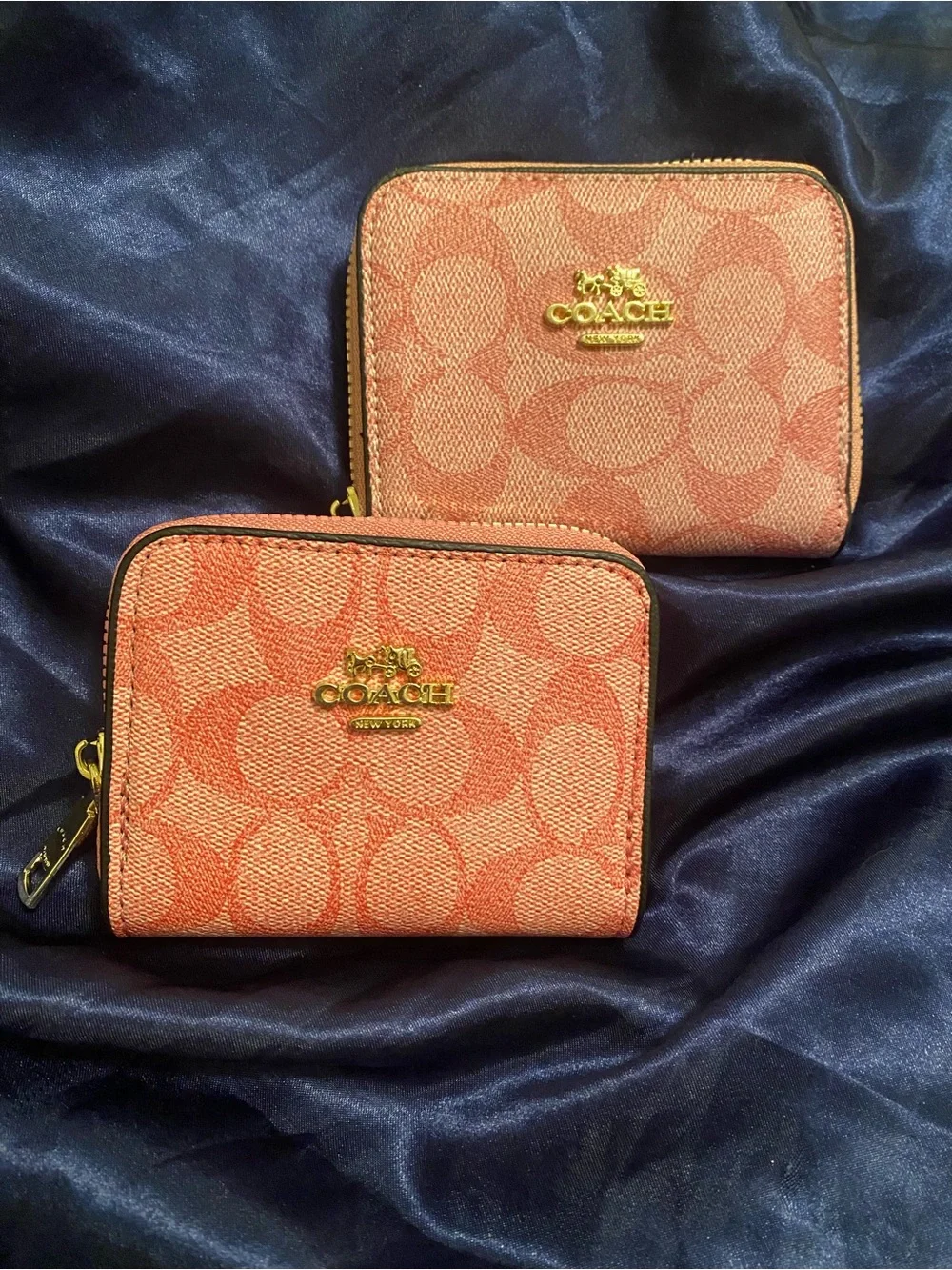 Coach Coral Signature Zip Card Case Wallet with Gold Logo